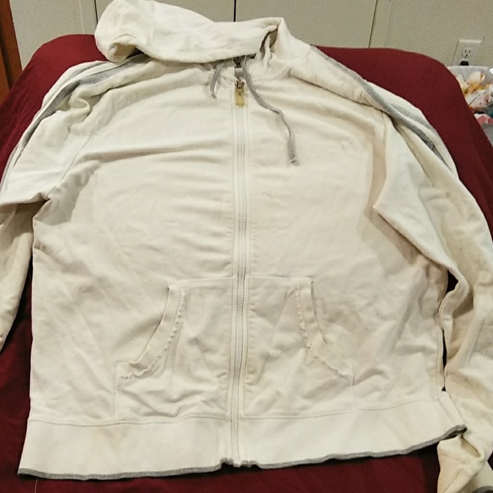 White sport sweater